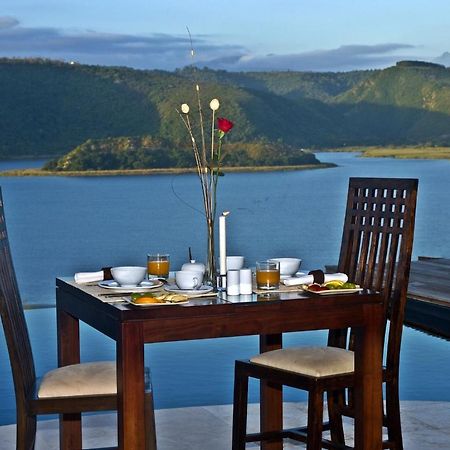 Lodge On The Lake And Wellness Spa Wildernis Esterno foto