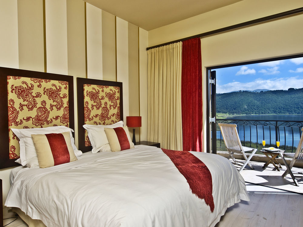 Lodge On The Lake And Wellness Spa Wildernis Esterno foto